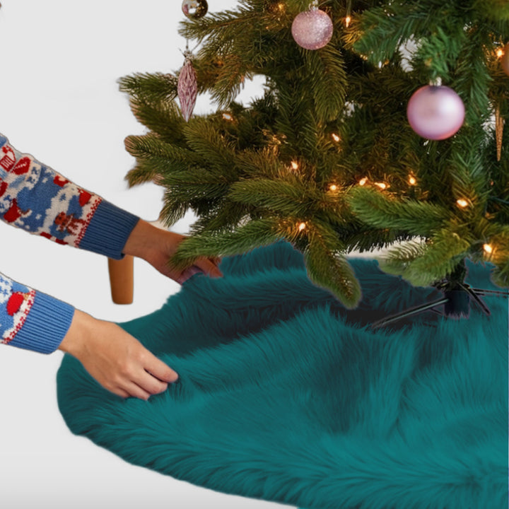 Falda de árbol de Navidad de piel sintética de primera calidad - 30 pulgadas | Decoraciones navideñas de lujo