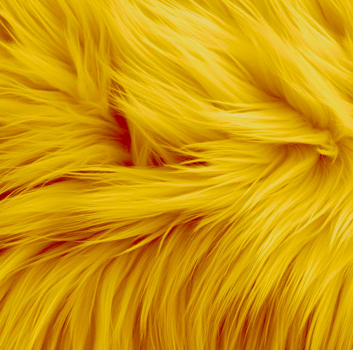 FabricLA Round Shaggy Faux Fur Fabric - 48 inches (121cm) - Circular Fluffy Area Faux Fur Use for Bedroom Carpet Play Mats for Kids Girls Princess Castle Christmas. - FabricLA.com