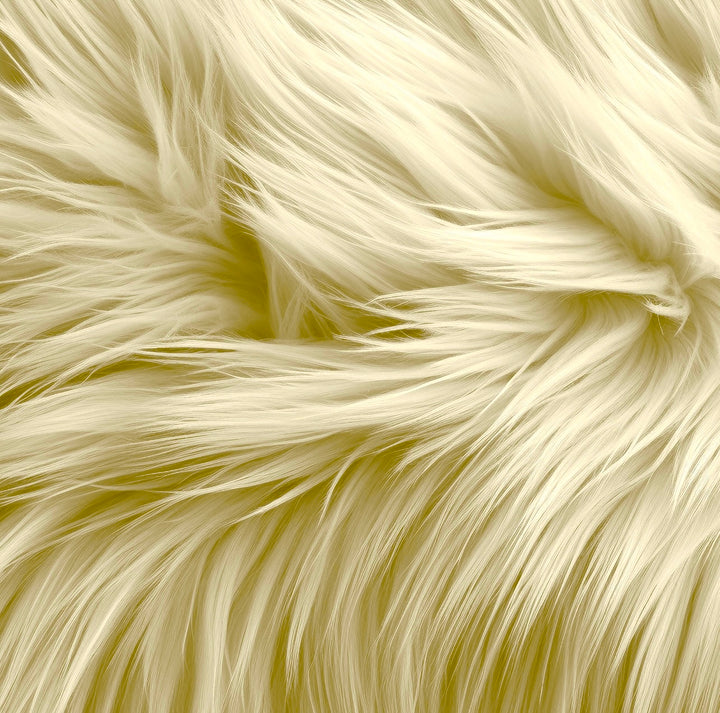 FabricLA Round Shaggy Faux Fur Fabric - 40 inches (101cm) - Circular Fluffy Area Faux Fur Use for Bedroom Carpet Play Mats for Kids Girls Princess Castle Christmas. - FabricLA.com
