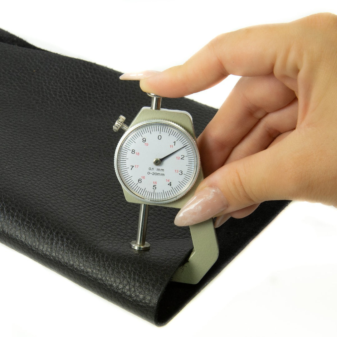 Genuine Leather Tooling and Crafting Sheets | Heavy Duty Full Grain Cowhide (1.2-1.4mm) | Flotter Black - FabricLA.com