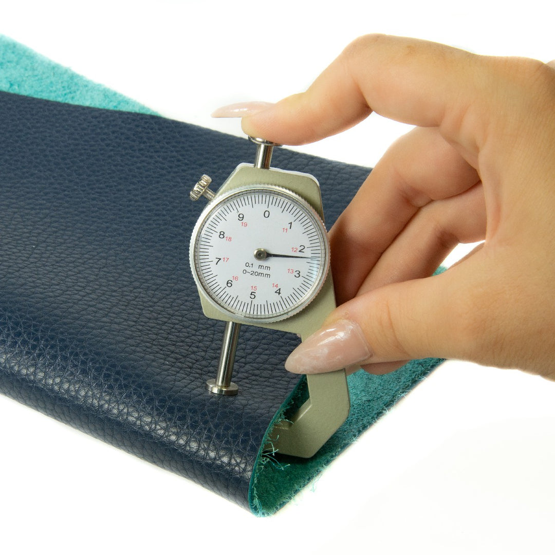 Genuine Leather Tooling and Crafting Sheets | Heavy Duty Full Grain Cowhide (2mm) | Flotter Navy - FabricLA.com