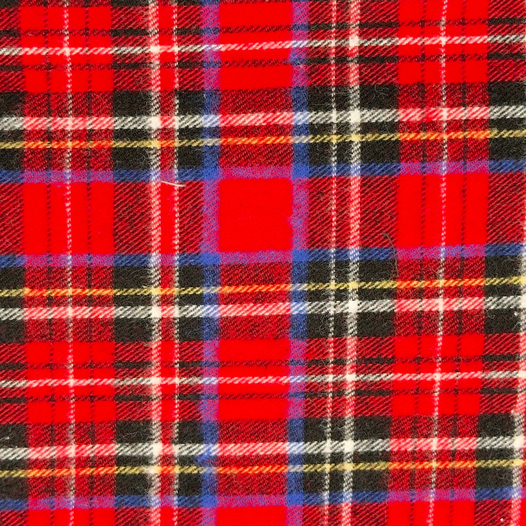Red and black plaid fabric pattern