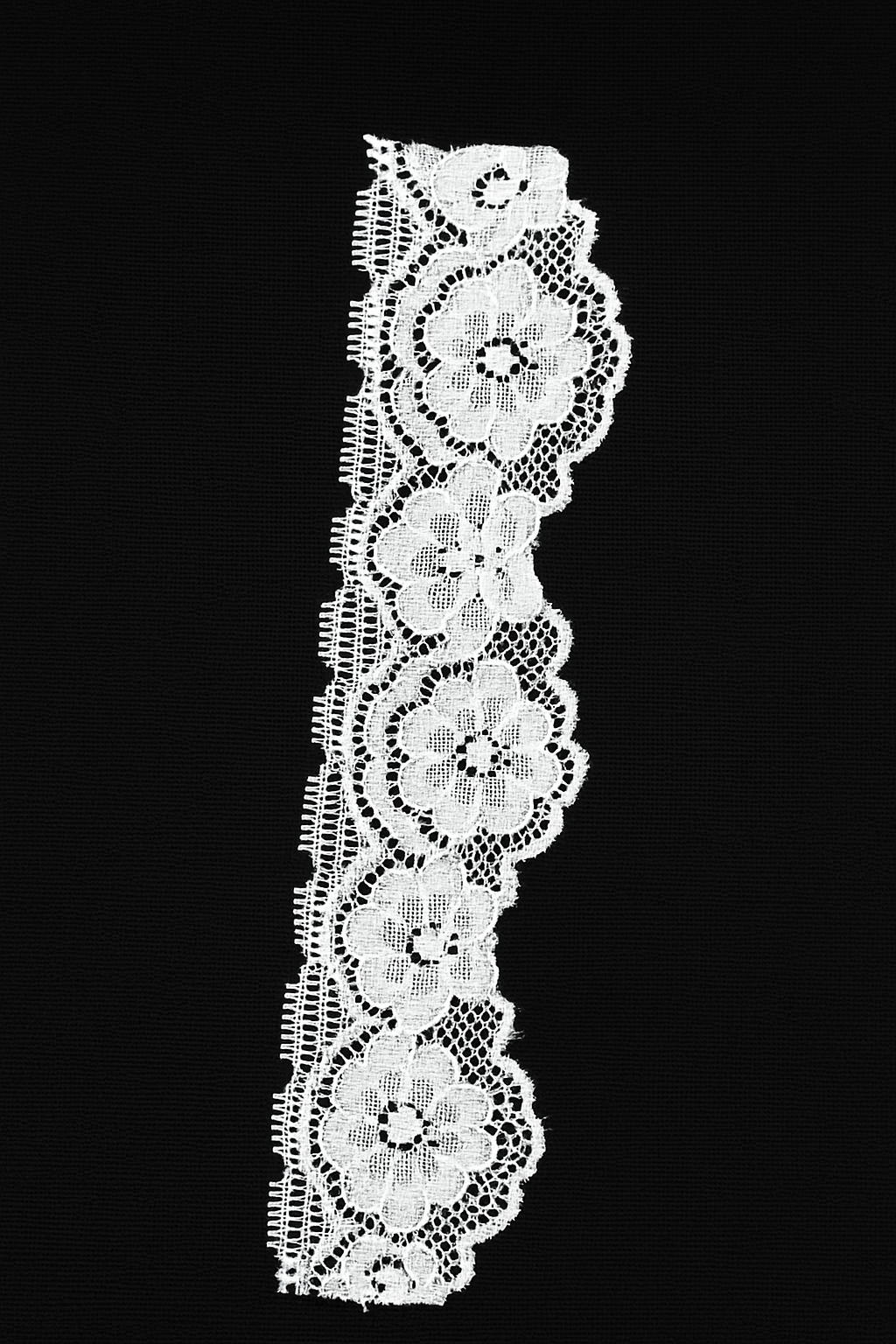 White Floral Lace Trim – 1” to 1.75” Wide Polyester Spandex Stretch Trim for Sewing, Lingerie, Dresses & DIY Crafts | FabricLA
