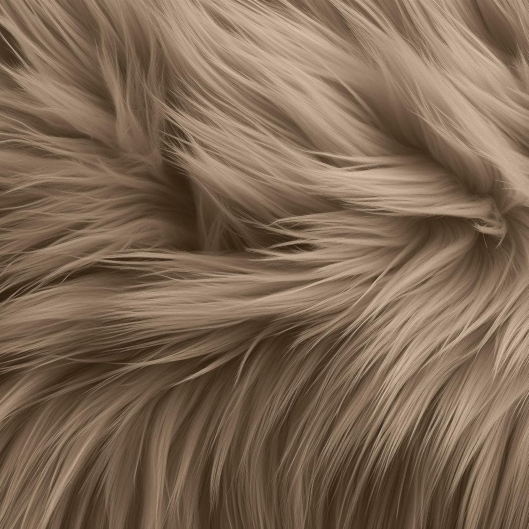 Round Shaggy Faux Fur Fabric - 40 inches Diameter - Circular Fluffy Faux Fur for Home Decor